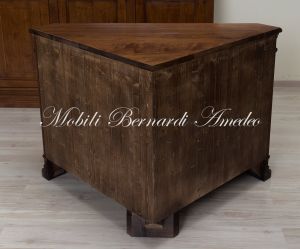 Mobile ad angolo in legno di noce massiccio arte povera 2 ante