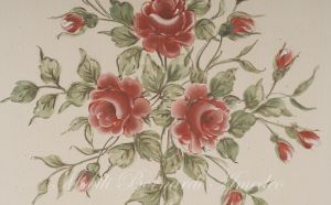 Hand-lacquered wood wardrobe with floral decorations and gold leaf