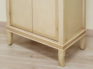 Stipetto armadietto in legno con finitura laccata a pennello colorata