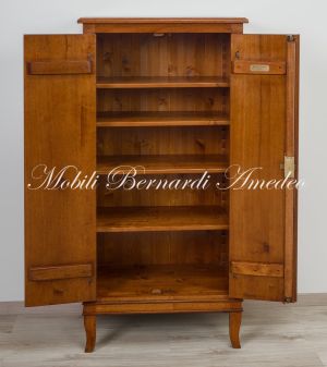 Classic style cabinet made of solid walnut wood with internal shelves that can be moved to heights of your choice
