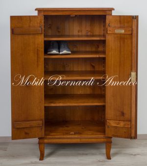 Classic style cabinet made of solid walnut wood with internal shelves that can be moved to heights of your choice