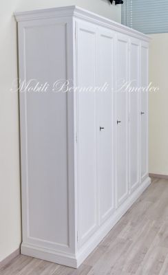 Armadio classico in legno massello da 3 metri 5 ante con cassettiera finitura colore bianco anticato