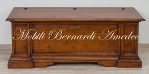 Classic style chest made of solid walnut wood, length 140 cm