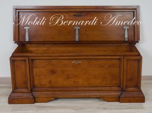 Classic style chest made of solid walnut wood, length 140 cm