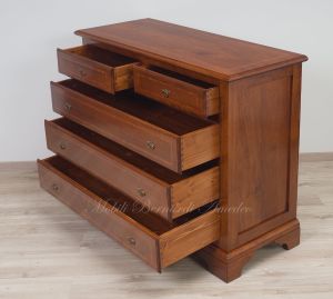 Cassettone stile classico veneto costruito artigianalmente in legno massello di noce con intarsio