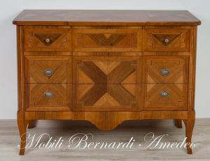 Chest of drawers handcrafted in solid wood richly inlaid with walnut and other essences