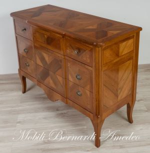 Chest of drawers handcrafted in solid wood richly inlaid with walnut and other essences