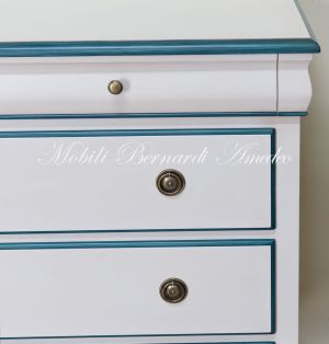 Classic style solid wood chest of drawers, Italian artisan production with colored and personalized finish