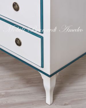Classic style solid wood chest of drawers, Italian artisan production with colored and personalized finish