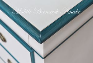 Classic style solid wood chest of drawers, Italian artisan production with colored and personalized finish