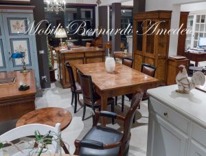 Classic style sideboard table and display cabinet in walnut inlaid with poplar briar, Italian artisan production