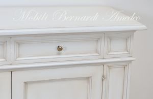 Arte Povera sideboard in solid wood with 2 doors, antique white finish