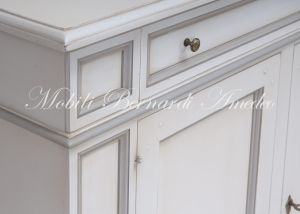 Arte Povera sideboard with 3 doors in solid wood with lacquered finish