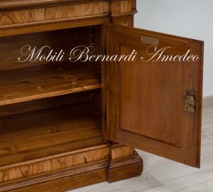 Classic style 2-door sideboard in solid walnut with olive wood inlays