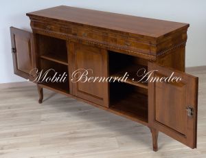 Sideboard handmade in Italy in national walnut wood with 3 doors and 3 drawers in classic style