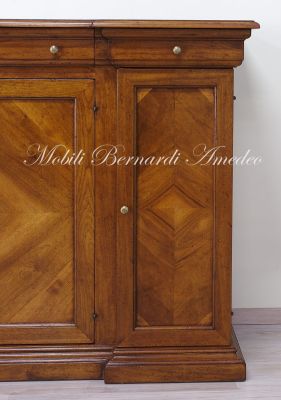 Classic living room sideboard made of solid walnut wood measuring 190 cm
