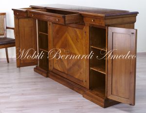 Classic living room sideboard made of solid walnut wood measuring 190 cm
