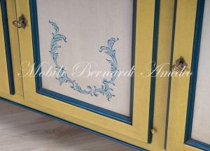 Solid wood sideboard with lacquered and hand-decorated finish