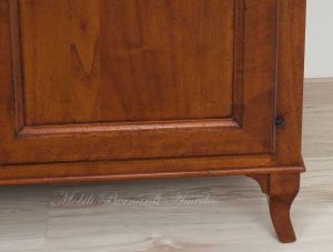 Credenzina in legno massello di noce da 110 cm stile classico