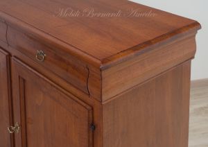 Credenzina in legno massello di noce da 110 cm stile classico