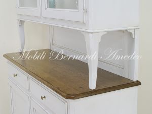 Credenza da cucina a 2 corpi in legno massello stile veneto con finitura bianco anticato e rovere