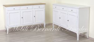 Credenze in legno massello realizzate artigianalmente con finiture personalizzate