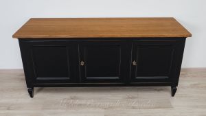 Mobile basso da soggiorno con 3 ante in legno massello finitura nero anticato e rovere