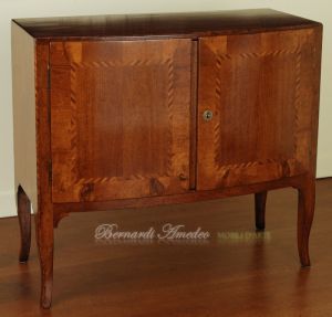 Classic style sideboard in solid walnut wood with inlays and high legs and with 2 closed doors