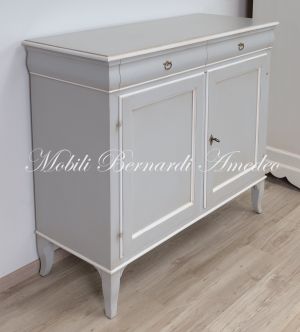 Classic style sideboard in solid wood with 2 doors and 2 drawers in antique gray and white finish