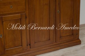 Credenza classica stile arte povera costruita artigianalmente in legno massello di noce