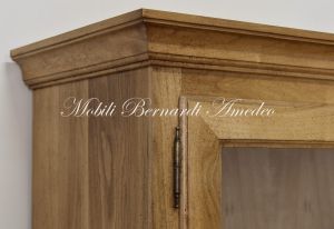 Showcase for rifles made of solid walnut wood, classic style, light color finish