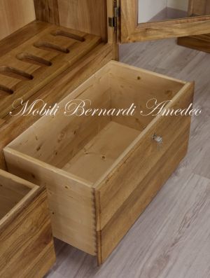 Showcase for rifles made of solid walnut wood, classic style, light color finish