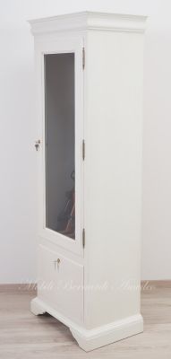 Fuciliera in legno massello stile classico con 1 anta con vetro e finitura colore bianco anticato