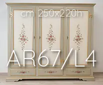 Armadio 3 ante in legno stile classico con decori e foglia oro