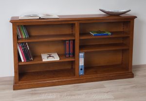 Libreria stile classico in legno di noce bassa con ripiani spostabili