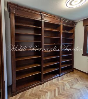 Libreria in legno massiccio stile antico da studio o soggiorno produzione artigianale italiana