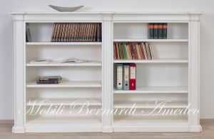 Libreria bassa a giorno in legno massiccio stile classico da soggiorno o studio con finitura laccata bianco
