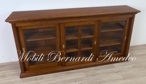 Credenza in legno con 3 ante scorrevoli a vetro finitura classica tinta noce