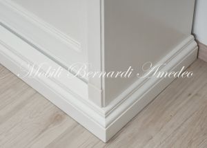Credenza da soggiorno in legno con 3 ante scorrevoli a vetro finitura bianco