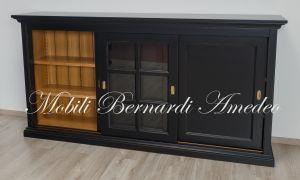 Credenza con 3 ante scorrevoli finitura laccata nero anticato e tinta legno chiaro