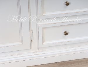 Libreria da soggiorno in legno finitura colore bianco con zona porta Tv