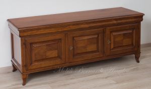Credenza bassa da soggiorno in legno massiccio stile classico per Tv