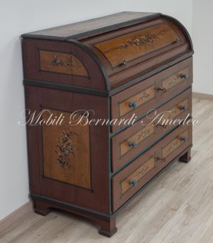 Bureau a rullo antico in legno laccato colorato con decori tipo tirolese