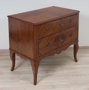 Antique restored cherry chest of drawers with 2 drawers