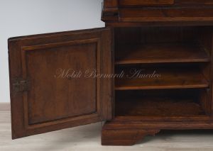 Credenza dispensa antica con alzata, ante e ribalta
