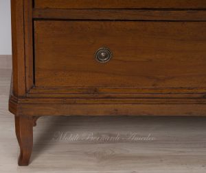 Restored antique chest of drawers in walnut wood with 3 lockable drawers