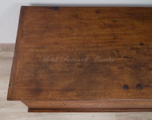 Cassapanca antica restaurata in legno di ciliegio con intarsi originali