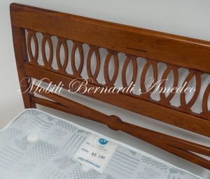 Letto singolo in legno stile classico completo di rete e materasso prezzo scontato