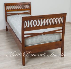 Letto singolo in legno stile classico completo di rete e materasso prezzo scontato