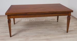Tavolo stile classico in legno massello allungabile con prolunghe estraibili
